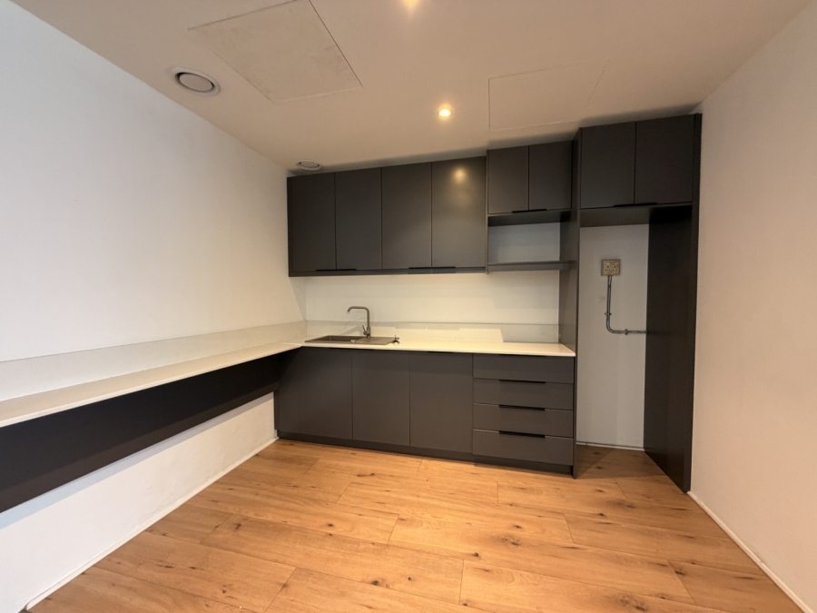 To Let Commercial Property for Rent in Sea Point Western Cape